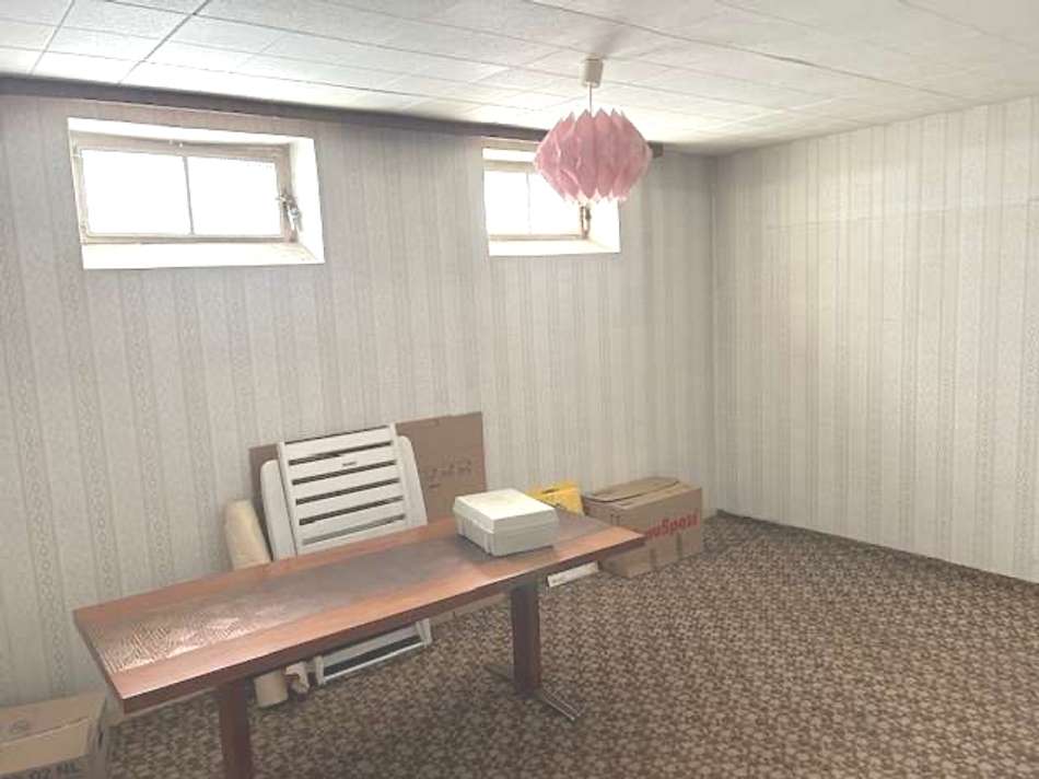 Büro/Gäste UG
