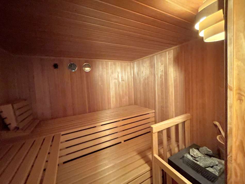 H4863 - 09 - Sauna
