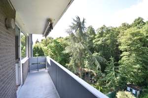 Idealer Grundriss! Renovierte 3-Zimmer-Whg mit Balkon & Garage