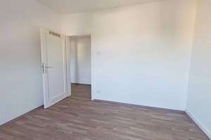 Schöne 2-Zimmer-Wohnung mit großer Küche und Wannenbad – Heeper Straße 284c, 33607 Mitte, Bielefeld – Vorschaubild 4