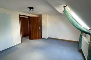 Familienidylle - Einfamilienhaus mit Garten und Nebengebäuden – Hirschlacher Straße 3, 91732 Merkendorf – Vorschaubild 11