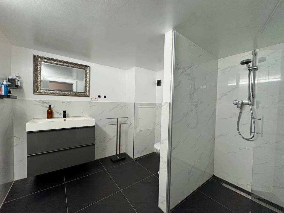 Einliegerwohnung Badezimmer