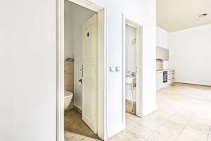 WOW! *Paul & Partner* GROSSZÜGIGES ALTBAU-WOHNEN MIT CHARME – MODERN, ZENTRAL, CHARMANT ! – Die vollständige Adresse der Immobilie erhältst du vom Anbieter., 65185 Mitte, Wiesbaden – Vorschaubild 10