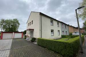 Doppelhaushälfte mit Garage und Pkw-Stellplatz in Dortmund