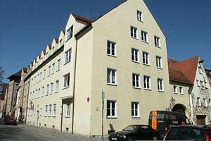 Singelwohnung mitten im Leben und doch sehr ruhig gelegen / 2 ZKB