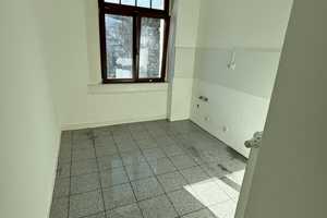 helle 2-Zimmer Altbauwohnung in Wiesbaden-Westend – Zietenring 17, 65195 Wiesbaden – Vorschaubild 12