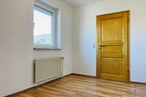 Bezugsfreie modernisierte Doppelhaushälfte in begehrter Sackgassenlage von Oldenburg Eversten – Die vollständige Adresse der Immobilie erhältst du vom Anbieter., 26131 Eversten, Oldenburg (Oldenburg) – Vorschaubild 12