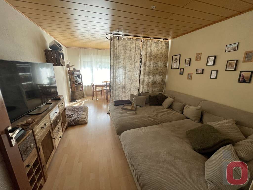 Immobilie in Viernheim - Kompakt & gemütlich: 2-Zimmer-Wohnung in Viernheim-Ost mit PKW Stellplatz - Bild 1