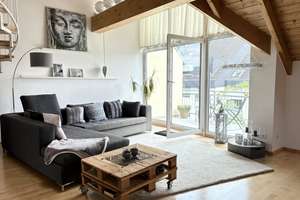 Gemütliche Maisonette für Singles und Paare in urbaner Lage
