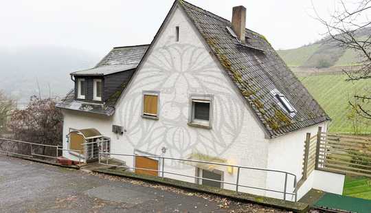 Bild von Traumhafter Blick! Zwei Häuser zum Preis von einem in bester Lage von Rüdesheim-Assmannshausen!