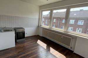 Helle 2,5-Zimmer Wohnung mit Balkon im 3.OG – Helmholtzstraße 98, 46045 Altstadt-Mitte, Oberhausen – Vorschaubild 4