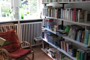 Wohnen am Weinberg: Helle DG-Wohnung mit Sonnenbalkon  u. großem Gartenanteil in Traumlage – Asangstr. 42, 70329 Obertürkheim (Ortsteil), Stuttgart – Vorschaubild 15