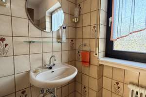 Ruhiges Wohnglück am Ende der Sackgasse: Ihr teilunterkellerter Bungalow-Traum in Unkel-Scheuren – Die vollständige Adresse der Immobilie erhältst du vom Anbieter., 53572 Unkel – Vorschaubild 9