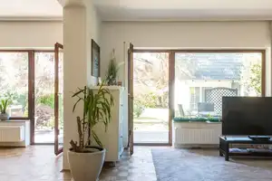 HOMESK - Haus mit drei separaten Wohneinheiten auf großem Grundstück mit Garage in Mariendorf – Heukuppenweg 42, 12107 Berlin – Vorschaubild 2