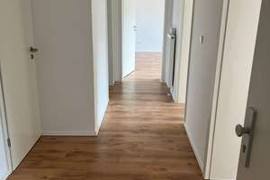 Stilvoll wohnen mit Gestaltungsspielraum – Sanierte 4-Zimmer-Wohnung mit Loggia – Die vollständige Adresse der Immobilie erhältst du vom Anbieter., 76227 Durlach, Karlsruhe – Vorschaubild 7