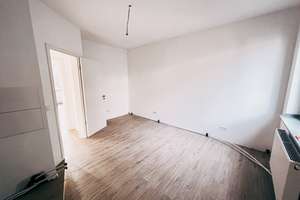 ***Sanierte Etagenwohnung mit Balkon, Venylböden, neuem Wannenbad & Wohnküche*** – 44143 Kaiserbrunnen, Dortmund – Vorschaubild 9