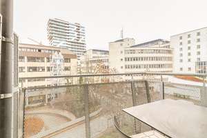 Stilvoll möblierte Etagenwohnung mit Balkon in zentraler Lage!
