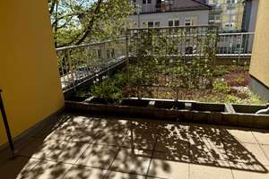 renovierte 3 Raum Wohnung nahe Beutenberg zu vermieten – Buchaer Str. 8-8a, 7745 Jena-Süd, Jena – Vorschaubild 1