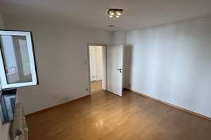 Lebendiges Stadtleben: 3,5-Zimmer-Wohnung in Stuttgart-Mitte – Eugenstrasse 12, 70182 Oberer Schlossgarten, Stuttgart – Vorschaubild 12