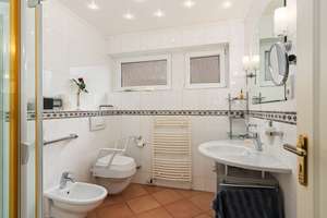 Bremen - Vahr | Großzügiger Bungalow mit Wintergarten, Sauna und vielseitigem Platzangebot – Die vollständige Adresse der Immobilie erhältst du vom Anbieter., 28327 Ellener Feld, Bremen – Vorschaubild 11