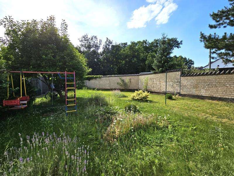 Preiswerte XXL-Doppelhaushälfte in Neunkirchen am Sand, Nürnberger Land Kreis – Bild 2