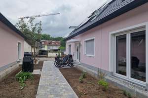 Haus (DHH) von privat zur Miete in Neureut ab 01.09.2026 (oder früher) – Neureuter Hauptstraße 314, 76149 Neureut, Karlsruhe – Vorschaubild 2
