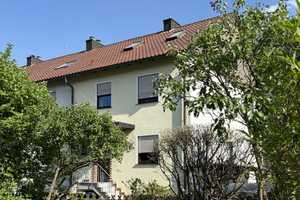 REH in Bestlage mit Gartenparadies- gepflegt, solide, voller Möglichkeiten! – Roth (Kreis) – Vorschaubild 1