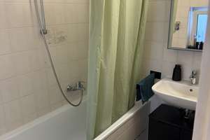 2.0-Zimmer Adolfsallee in Wiesbaden - von Privat – 65185 Mitte, Wiesbaden – Vorschaubild 4