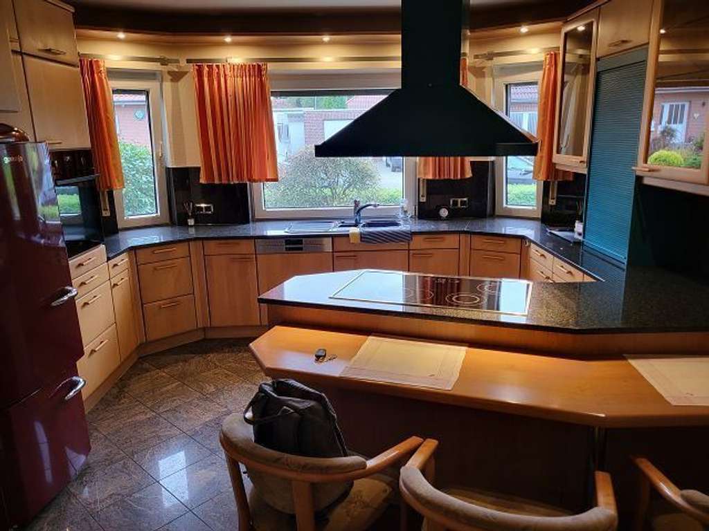 Immobilie in Asendorf - Junges Zweifamilienhaus mit Doppelgarage und separater großer Bürofläche - Preis auf Nachfrage. - Bild 3