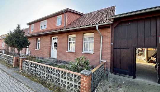Bild von Geräumiges Einfamilienhaus mit außenreichend Nebengebäude für Hobby oder Gewerbe