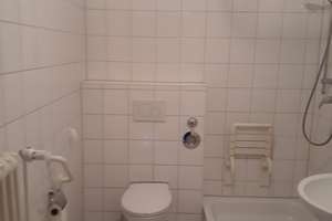 Seniorenwohnung (ab 60 Jahre) mit Einbauküche, Magdeburger Str. 44, Gelsenkirchen, 2. OG rechts – Magdeburger Str. 44, 45881 Schalke, Gelsenkirchen – Vorschaubild 7