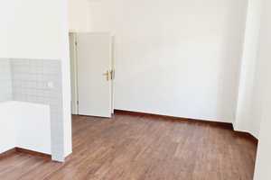 Heimkommen und Wohlfühlen -- Badewanne - im 1.OG ! – Wittenberger Str. 5, 9126 Chemnitz – Vorschaubild 4