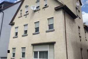 Leerstehendes MFH mit 5 Einheiten und viel Potential *ideal für Familien/ Handwerker* – Stuttgart – Vorschaubild 1