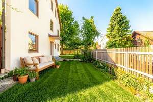 Seltene Gelegenheit! Großzügige Doppelhaushälfte mit 303 qm Garten, 6 ZI und 230 qm Wohn-Nutzfläche – Die vollständige Adresse der Immobilie erhältst du vom Anbieter., 80935 Lerchenau-Ost, München – Vorschaubild 2