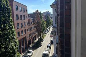 2-Zimmer Altbauwohnung auf der Fleetinsel