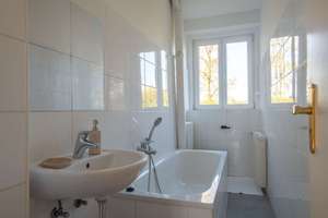 Wunderschöne 3-Zimmer-Wohnung in Charlottenburg - voll möbliert – Hohenzollerndamm 69A, 14199 Schmargendorf, Berlin – Vorschaubild 19