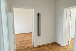 3-Raumwohnung mit Dielenboden, Tageslichtbad mit Wanne und Einbauküche...!!! – Neue Bleicher Str. 0, 18055 Stadtmitte, Rostock – Vorschaubild 8