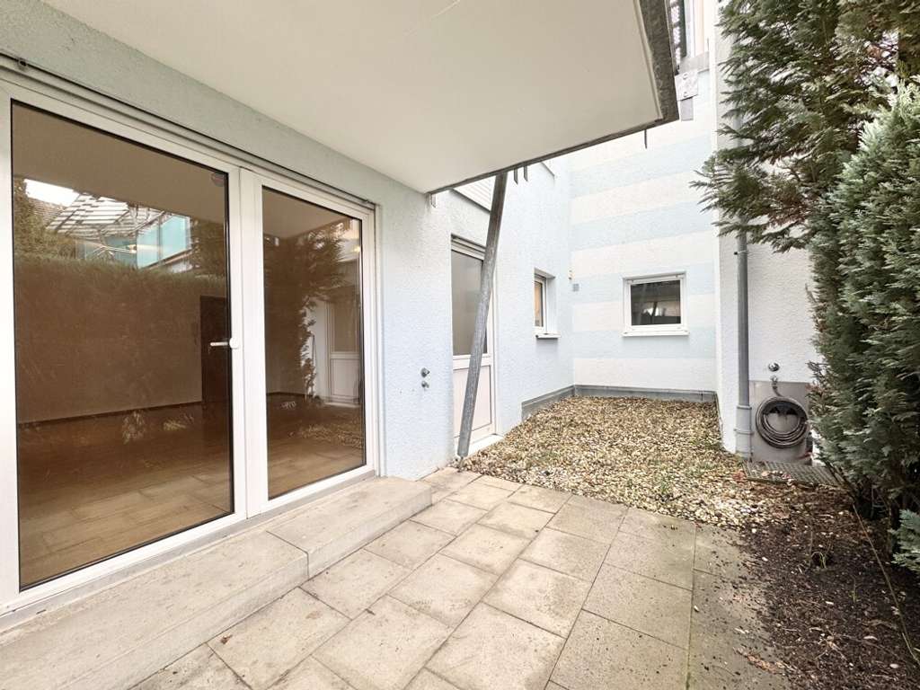 Immobilie in Neuhausen auf den Fildern - Helle 2-Zimmer-Wohnung mit überdachter Terrasse – ideal für Eigennutzer oder Kapitalanleger - Bild 3