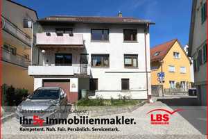Gemütliches Zweifamilienhaus in zentraler Lage – Freudenstadt (Kreis) – Vorschaubild 1