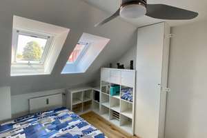 Frei ab 01.08.. Vollmoeblierte und renovierte Design 2-Raum-DG-Wohnung – Westerstrasse 16, 38442 Fallersleben, Wolfsburg – Vorschaubild 8