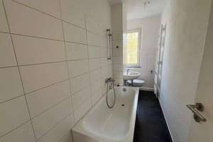 Balkon auf, Sonne rein.. Marienthal...helle, moderne 4 Zimmer-Wohnung mit Einbauküche .. sofort einz – Dr.-Wilhelm-Külz-Straße 3, 8060 Marienthal Ost, Zwickau – Vorschaubild 9