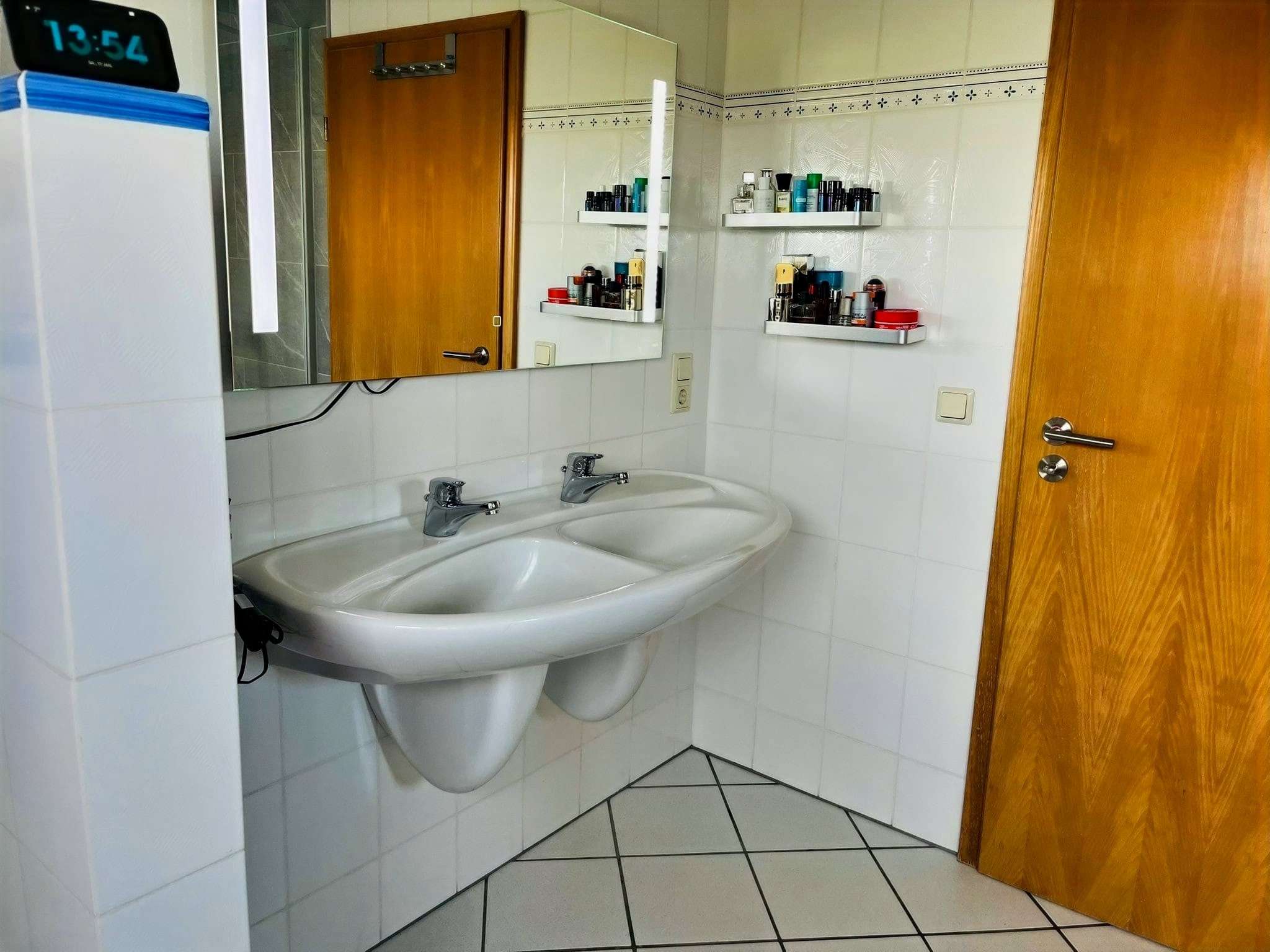 Immobilie in Pillig - Einfamilienhaus mit ELW – Wohnen zwischen Licht, Ruhe und Weite - Bild 10