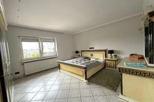 Wohn- und Geschäftshaus in sehr guter Lage (S-Bahn) Großer Showroom + Penthouse mit Dachterrasse! – Die vollständige Adresse der Immobilie erhältst du vom Anbieter., 61440 Oberursel (Taunus) – Vorschaubild 7