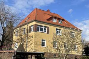 Großzügiges Zweifamilienhaus mit Traumgarten und Ausbaupotenzial – vielseitig nutzbar – Hauptstr. 8, 1665 Triebischtal – Vorschaubild 1