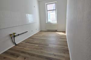 Helle 2-Zimmer-Wohnung mit Tageslichtbad in Leipzig-Volkmarsdorf – 4315 Volkmarsdorf, Leipzig – Vorschaubild 2
