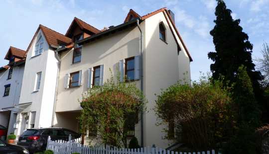 Bild von Gepflegtes Reihen-Endhaus mit Garage und Garten in Mainz-Finthen