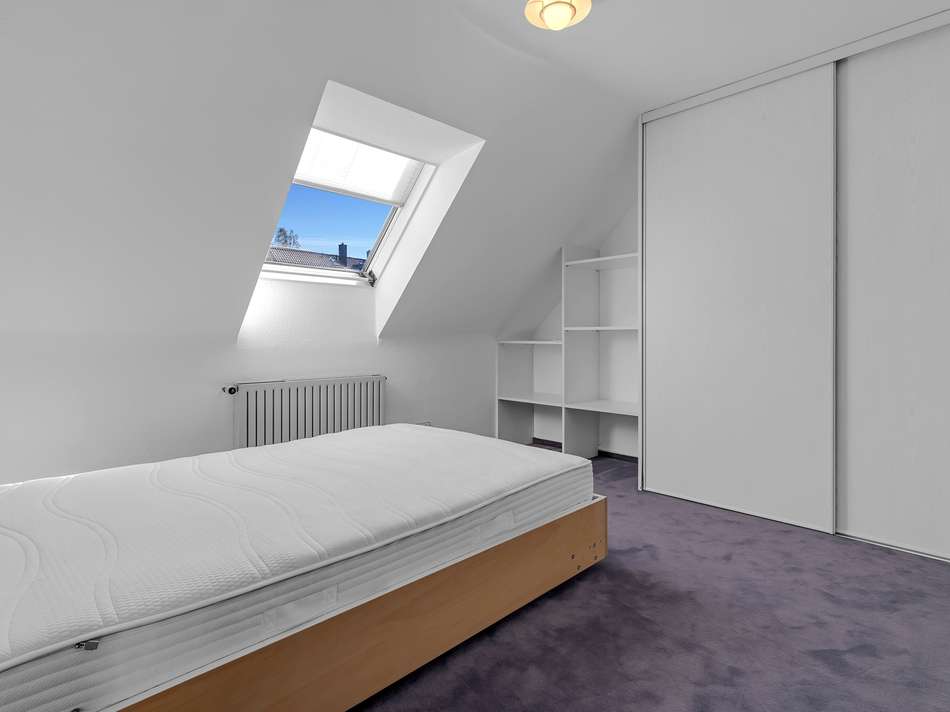Schlafzimmer - DG
