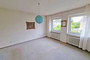 Dyklage, REH perfekt für die kleine Familie, gr. Grundstück, Garage mögl. wartet auf Renovierung – Krefeld – Vorschaubild 23