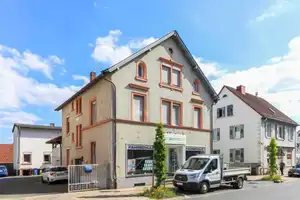 Attraktive Gelegenheit: MFH mit 4 WE und einer GE sowie Wertsteigerungspotenzial in Innenstadtlage – Darmstadt-Dieburg (Kreis) – Vorschaubild 1