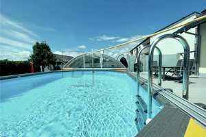 Einfamilienhaus mit hochwertiger Bauweise und beheiztem Pool - Endenergiebedarf nur 12 kWh – Alb-Donau-Kreis – Vorschaubild 1